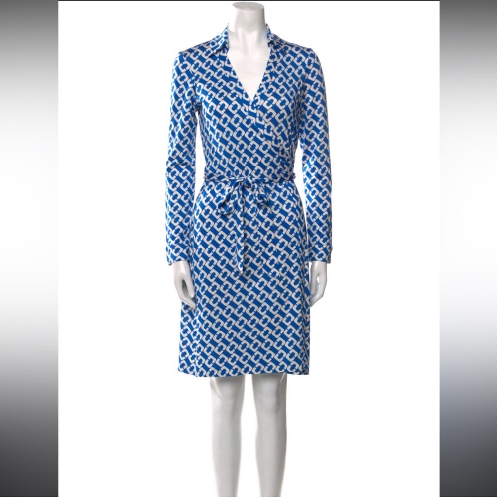 Diane Von Furstenberg Large Chain Wrap Dress